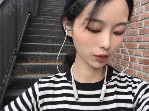 吃瓜娱乐圈素材图片