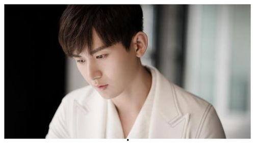 娱乐吃瓜酱成毅,娱乐吃瓜酱的甜蜜诱惑